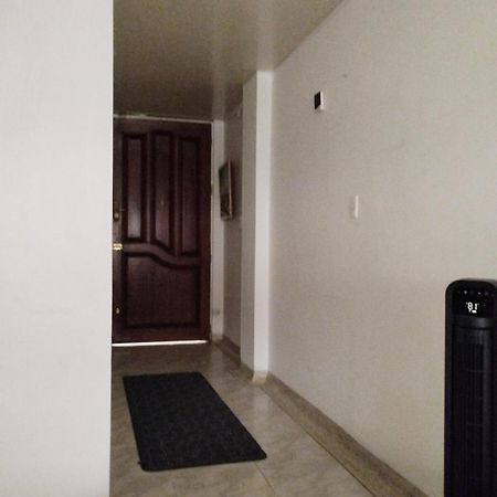 Antonia Santos Apartment بوكارامانغا المظهر الخارجي الصورة