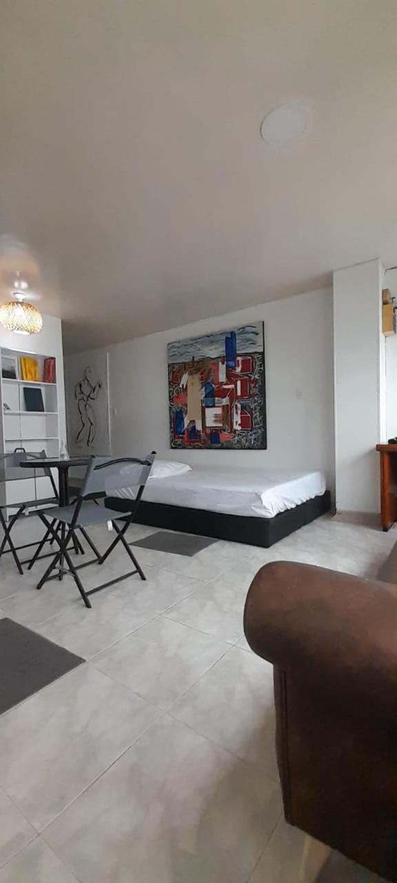 Antonia Santos Apartment بوكارامانغا المظهر الخارجي الصورة